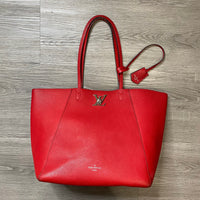 Load image into Gallery viewer, Louis Vuitton BOUTIQUE
