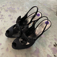 Load image into Gallery viewer, STUART WEITZMAN Size 8 N BOUTIQUE
