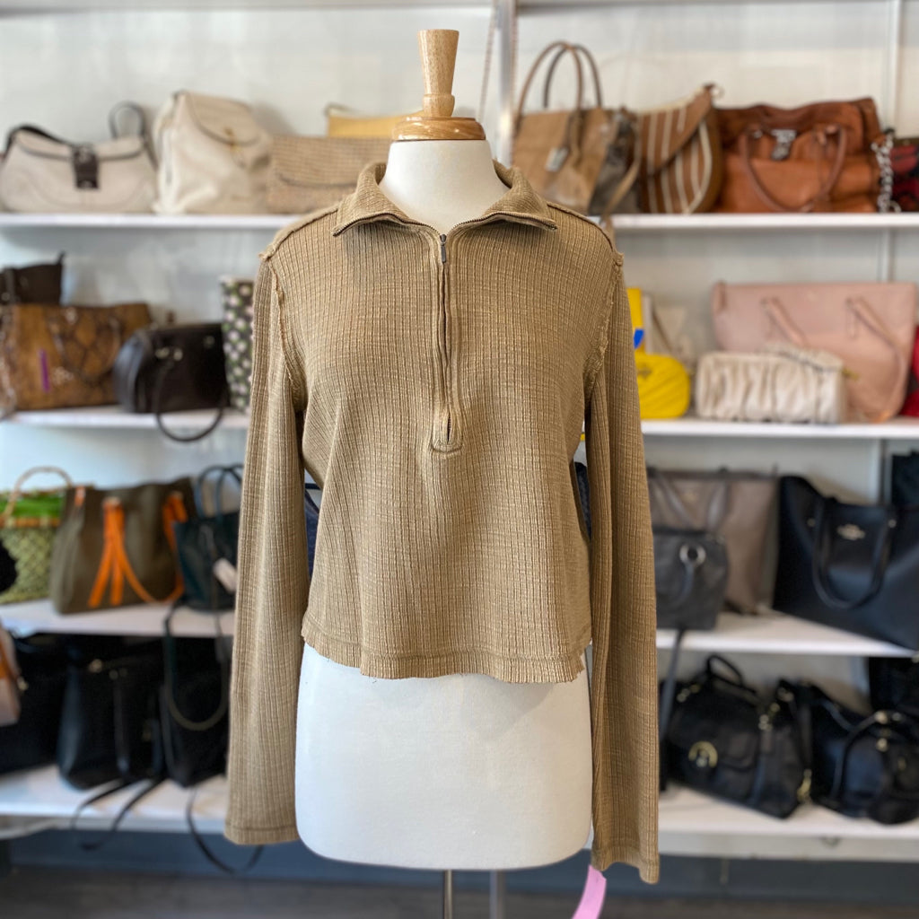 PILCRO Size MED TOPS