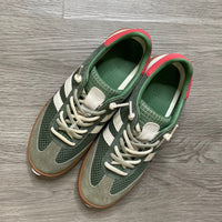 Load image into Gallery viewer, Steve Madden Size 7 SHOE
