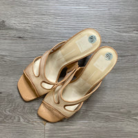 Load image into Gallery viewer, Dolce Vita Size 9 1/2 SHOE
