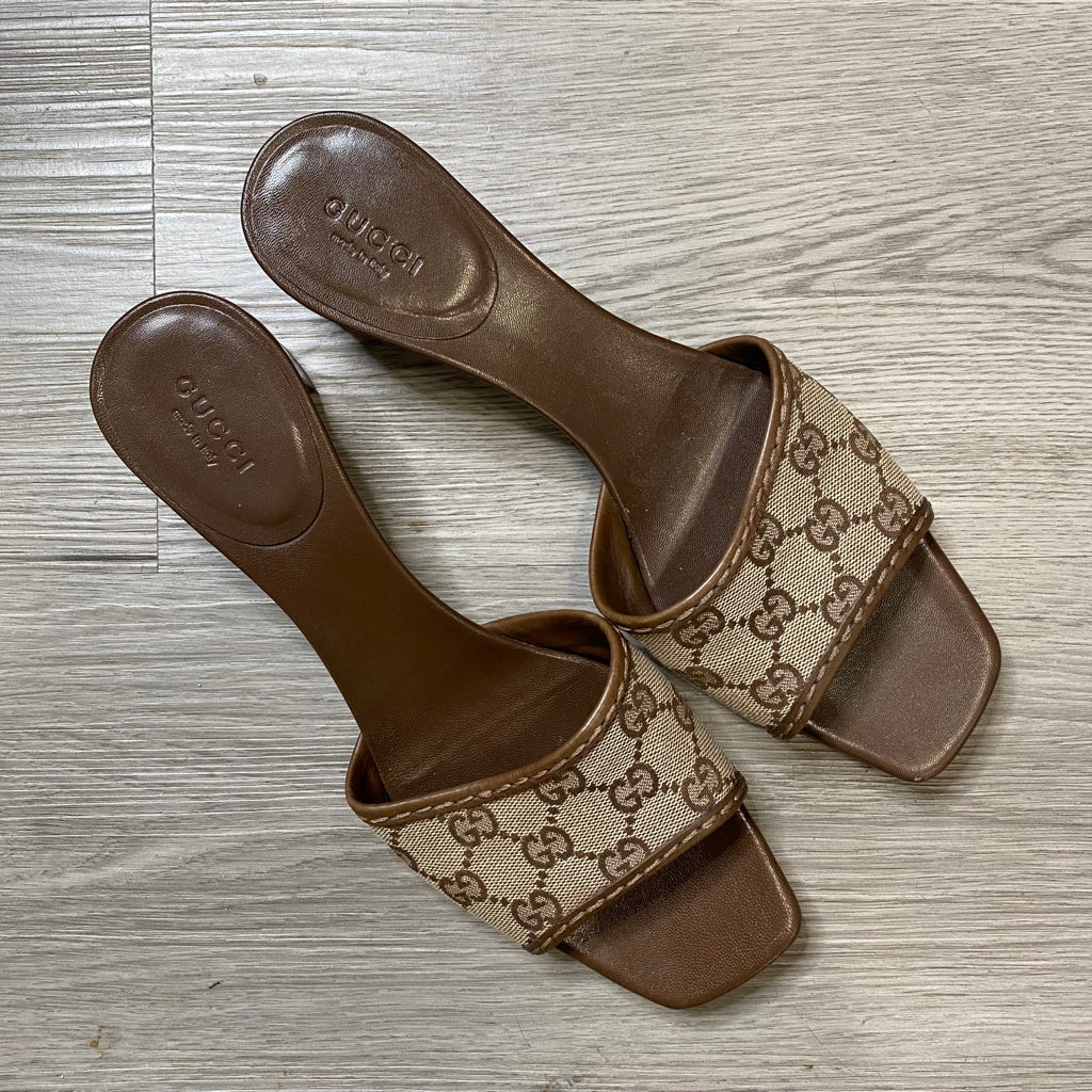 GUCCI Size 9 1/2 DESIGNER