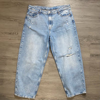 Load image into Gallery viewer, &amp; Denim Size 18 PLUS
