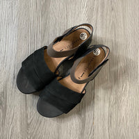 Load image into Gallery viewer, Naked Feet Size 6 1/2 SHOE
