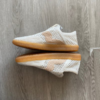 Load image into Gallery viewer, Love Rio Size 9 SHOE
