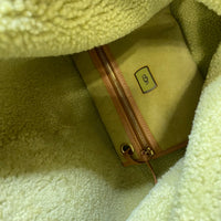 Load image into Gallery viewer, UGG BOUTIQUE
