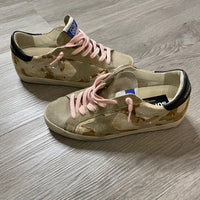 Load image into Gallery viewer, Golden Goose Size 5 1/2 BOUTIQUE
