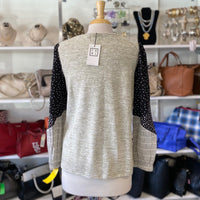 Load image into Gallery viewer, THML Size LARGE TOPS
