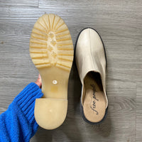 Load image into Gallery viewer, FREE PEOPLE Size 10 SHOE
