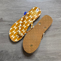 Load image into Gallery viewer, Tory Burch Size 7 BOUTIQUE
