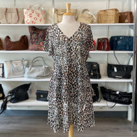 Load image into Gallery viewer, SHARAGANO Size 14 DRESS
