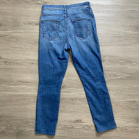 Load image into Gallery viewer, MOTHER Size 28/6 BOUTIQUE
