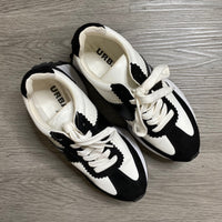 Load image into Gallery viewer, Urban Sport by J/Slides Size 6 SHOE
