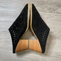 Load image into Gallery viewer, SEYCHELLES Size 8 SHOE
