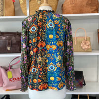 Load image into Gallery viewer, Tru Luxe Size SMALL TOPS
