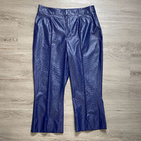 Load image into Gallery viewer, Emily McCarthy Size LARGE BOUTIQUE

