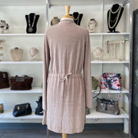 Load image into Gallery viewer, Barefoot Dreams Size XL TOPS
