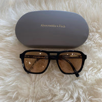 Load image into Gallery viewer, Abercrombie &amp; Fitch Sunglasses
