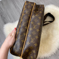 Load image into Gallery viewer, Louis Vuitton DESIGNER
