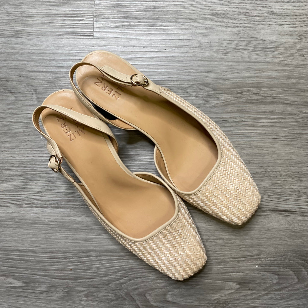 NATURALIZER Size 10 W SHOE