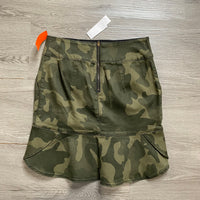 Load image into Gallery viewer, White House Black Market Size 2 SKIRT
