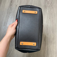 Load image into Gallery viewer, DOONEY &amp; BOURKE Size BOUTIQUE
