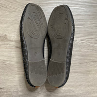 Load image into Gallery viewer, Gentle Souls Size 10 SHOE
