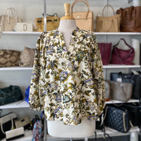 Load image into Gallery viewer, LOFT Size MED TOPS
