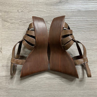 Load image into Gallery viewer, KORS Size 7 1/2 BOUTIQUE
