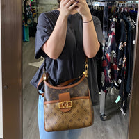 Load image into Gallery viewer, Louis Vuitton DESIGNER
