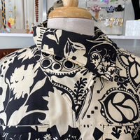 Load image into Gallery viewer, Seour Size 4 BOUTIQUE
