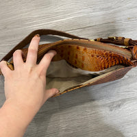 Load image into Gallery viewer, BRAHMIN BOUTIQUE
