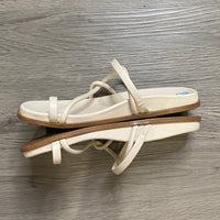 Load image into Gallery viewer, KORKS Size 6 SHOE
