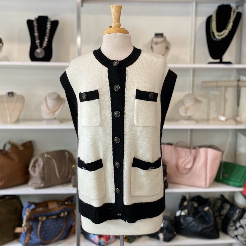 Tyler Boe Size LARGE BOUTIQUE
