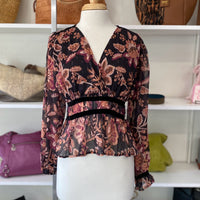 Load image into Gallery viewer, Avara Size MED TOPS

