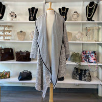 Load image into Gallery viewer, Carmina de Young Size LARGE TOPS
