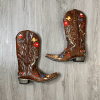 Load image into Gallery viewer, LANE Size 9 1/2 BOUTIQUE
