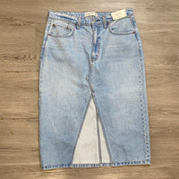 Load image into Gallery viewer, Abercrombie &amp; Fitch Size 10 P SKIRT

