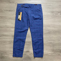 Load image into Gallery viewer, True NY Size 30/10 BOUTIQUE
