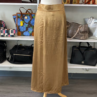 Load image into Gallery viewer, MODESEES Size MED BOUTIQUE
