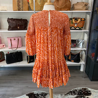 Load image into Gallery viewer, Cinq a Sept Size MED BOUTIQUE
