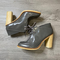 Load image into Gallery viewer, 10 Crosby Size 9 BOUTIQUE
