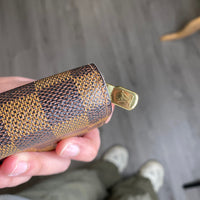 Load image into Gallery viewer, Louis Vuitton DESIGNER
