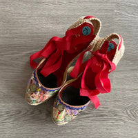Load image into Gallery viewer, Christian Louboutin Size 7 1/2 DESIGNER
