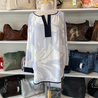 Load image into Gallery viewer, LYSSE Size XL TOPS
