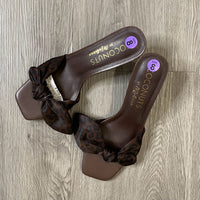 Load image into Gallery viewer, COCONUTS Size 8 SHOE
