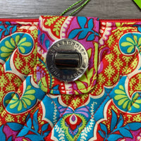 Load image into Gallery viewer, Vera Bradley HANDBAGS
