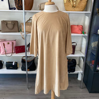 Load image into Gallery viewer, Gretchen Scott Size LARGE BOUTIQUE
