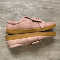 Load image into Gallery viewer, TRETORN Size 10 SHOE
