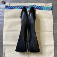 Load image into Gallery viewer, Tory Burch Size 7 1/2 BOUTIQUE
